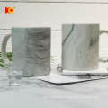 Taza de cerámica de textura de mármol personalizada de fábrica 11 oz esmaltada